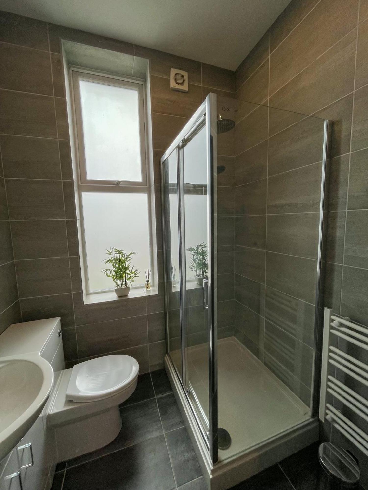 Gibson Manor Apartments Wallasey Rom bilde